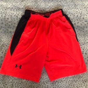 Men’s Small Under Armour Shorts